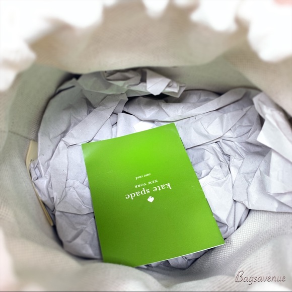 Kate spade bag pippa flamingo by the pool bucket - Picture 6 of 8